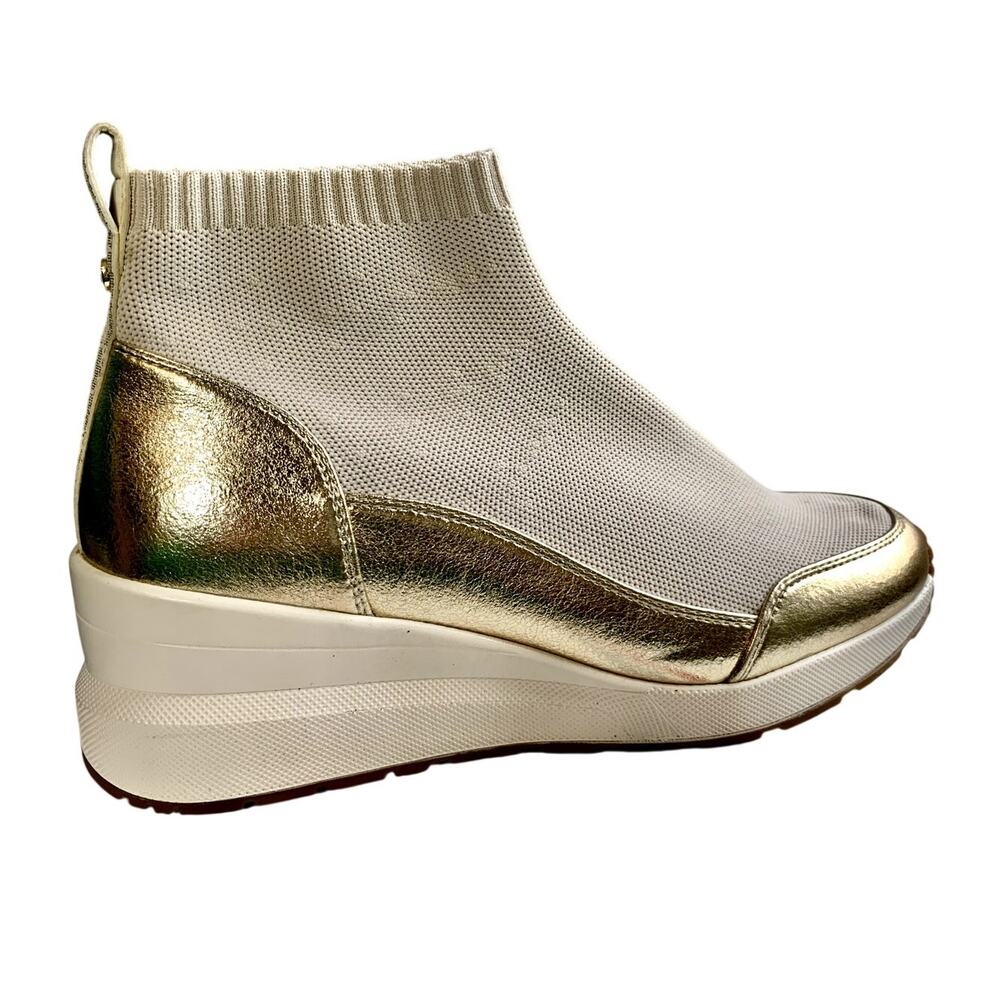 NEW Michael Kors Skyler Logo Cream and Gold Knit Ankle Boots Booties Size 10